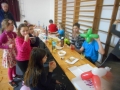 7. všichni mají plná bříška